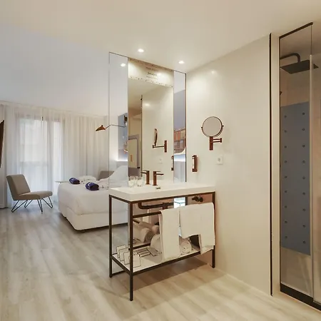 Hotel Dormirdcine 4*