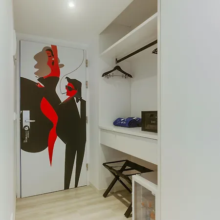 Hotel Dormirdcine Alicante