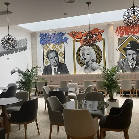 Szálloda Dormirdcine 4*