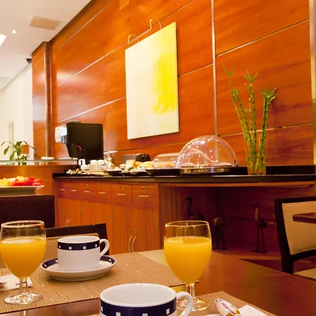 Szálloda Dormirdcine 4*